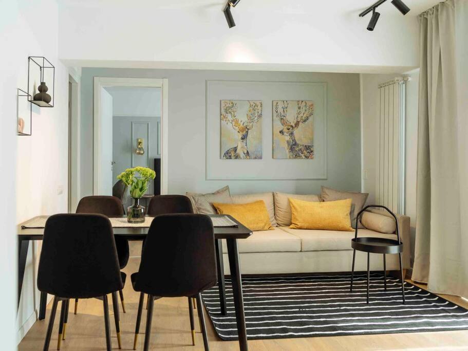 Apartment Bright 2br - Location - Balcony